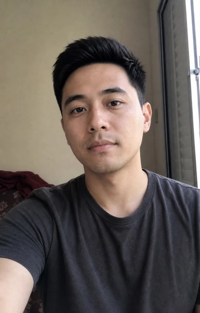 Ordinary phone selfie source photo